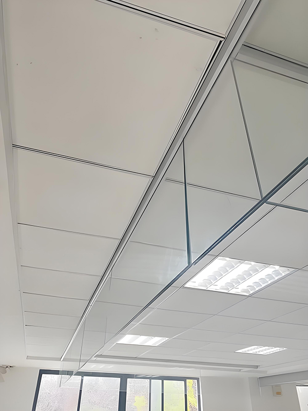 彭阳玻璃彭阳挡烟垂壁