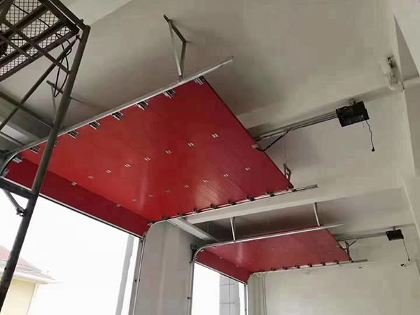 彭阳工业翻板门