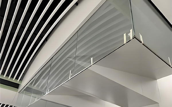 彭阳玻璃挡烟垂壁