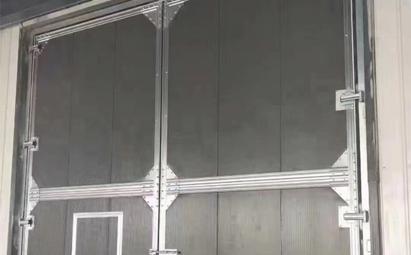 彭阳兰州厂房彭阳工业门选购与使用指南：打造高效安全的生产环境