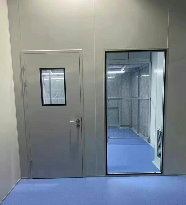 学校教学楼完成彭阳防火门标准化安装